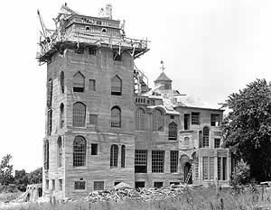 Mercer Castle under construction