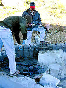 faux rock concrete pool