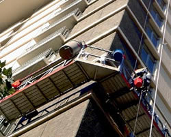 Vertical Stenciling of Concrete