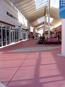 Integral Color complete mall - A job well done! Photographs courtesy of Butterfield Color