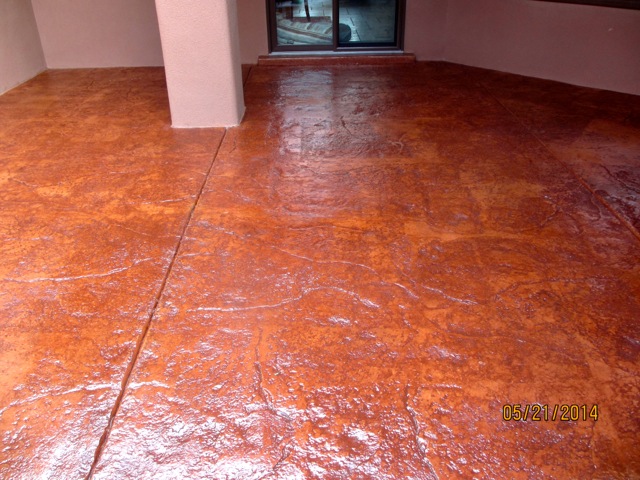 After photo: the floor has a nice satin sheen.