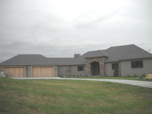 Concrete Home: Heinerkson Residence, Shawnee, Kan.