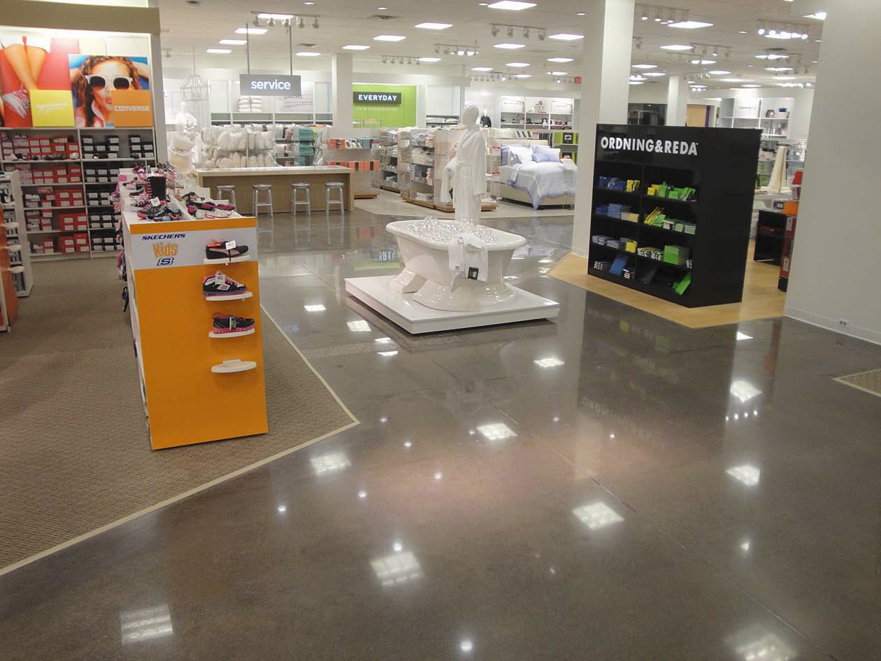 In this stand-alone store in Canton, Mich., the contractor polished the existing underlayment, but all the joints had to be rebuilt with Rapid Set TRU. It was a massive repair project.