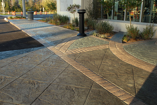 Stamped concrete plaza in Florida