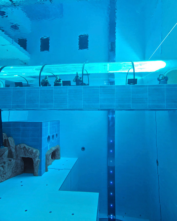 worlds deepest pool