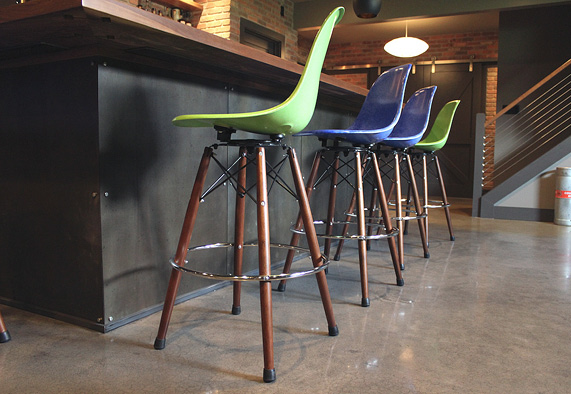 Simple polished concrete floors in a busy restaurant.
