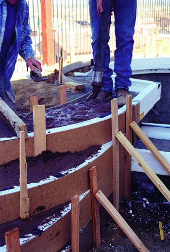 Stegmeier Corp. makes a variety of decking forms for gunite, fiberglass and vinyl-liner swimming pools.