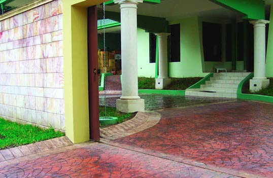 Super Stone's products used in an outdoor application on this concrete driveway.