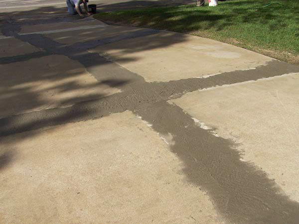 Jerry Van Cleave of VanCrete Decorative Concrete repaired this Tulsa, Okla., driveway using a ductile concrete mix with PVA fibers from GST International LLC.
