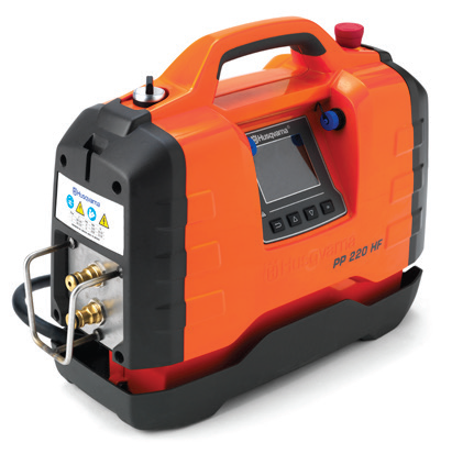 The Husqvarna PP 220 is a water-cooled 9.3 hp (7 kW) power pack for the Husqvarna WS 220 wall saw. 