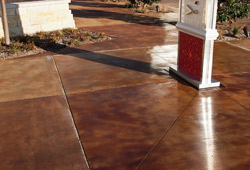 Outdoor stained concrete patio
