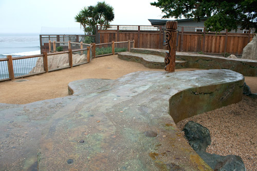 California Coastal Commission approved the beautification of Pleasure Point Park, a surfing and ocean-watching spot near Santa Cruz. The project required collaboration between various government (such as the California Redevelopment Agency, the city of Santa Cruz and the Coastal Commission) and private entities  designers, engineers and consultants.