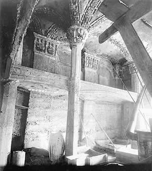 numerous vaulted ceilings at Fonthill were decorated with tiles that were embedded, face-down in the sand,before the concrete was poured.